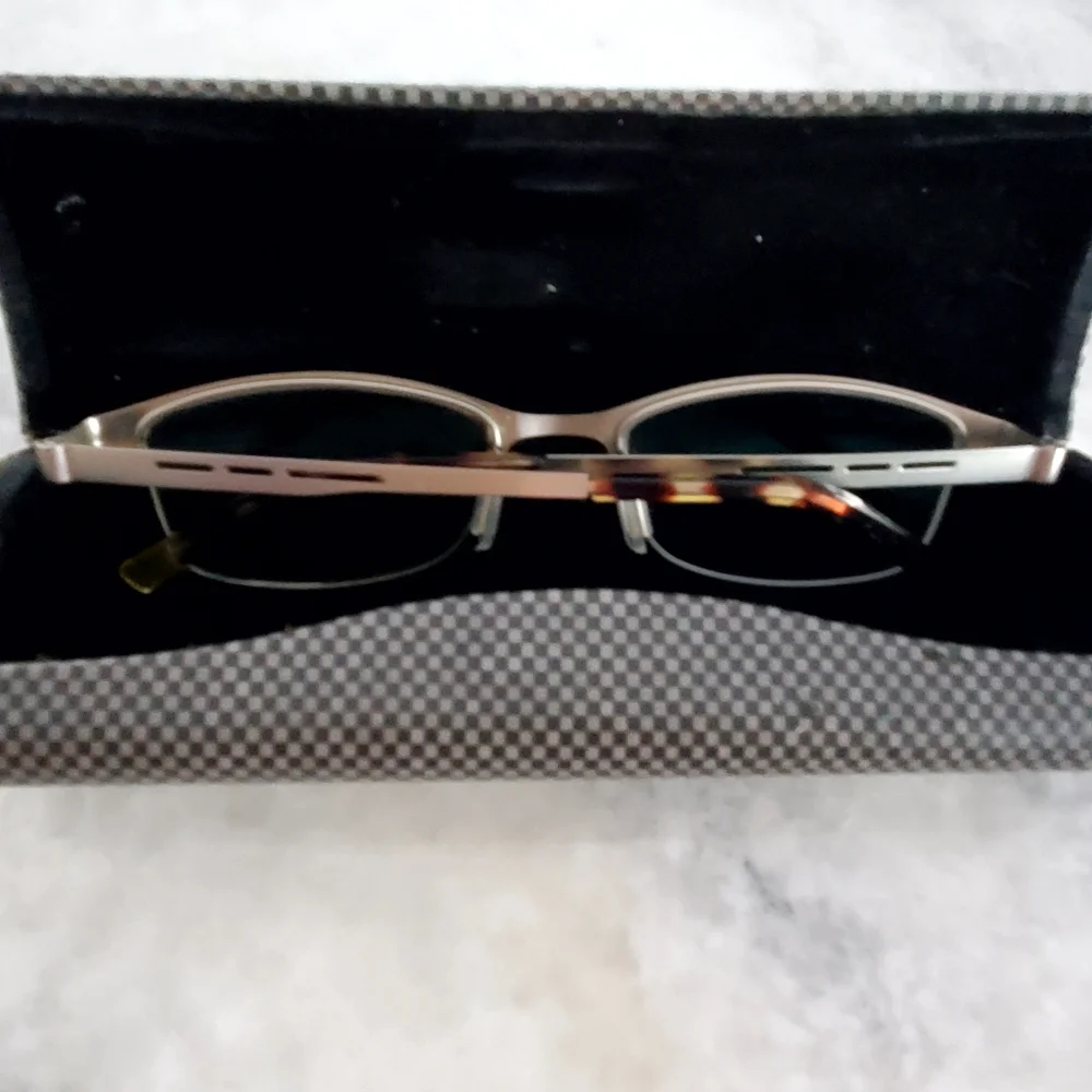 Anti Glare Progressive Reading Glasses +1.50 Nearly New